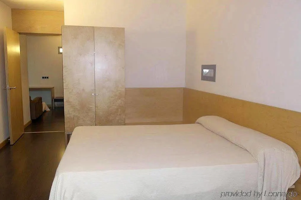 Gobeo Park Hotel Vitoria-Gasteiz 3*,